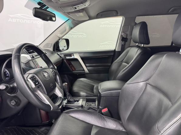 Toyota Land Cruiser Prado 150 Series Рестайлинг 1 с пробегом 2015 года, цена 3 670 000 рублей, 135000 км, внедорожник, Автокод Объявления
