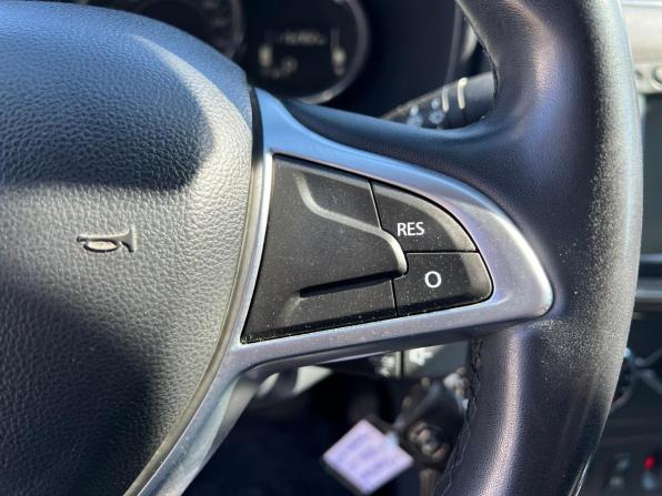 Renault Logan II Рестайлинг с пробегом 2019 года, цена 990 000 рублей, 115281 км, седан, Автокод Объявления