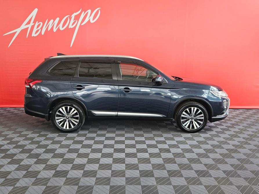 Mitsubishi Outlander III Рестайлинг 3 Вологда  - изображение 6