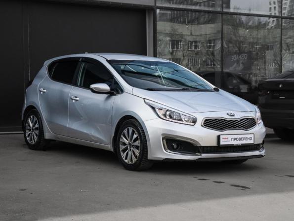 Kia Ceed II Рестайлинг с пробегом 2017 года, цена 1 299 000 рублей, 107259 км, хэтчбек, Автокод Объявления
