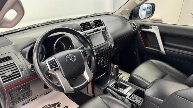 Toyota Land Cruiser Prado 150 Series Рестайлинг 1 с пробегом 2014 года, цена 3 150 000 рублей, 160000 км, внедорожник, Автокод Объявления