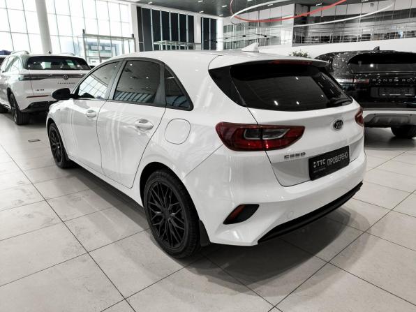 Kia Ceed III с пробегом 2018 года, цена 1 726 000 рублей, 65643 км, хэтчбек, Автокод Объявления