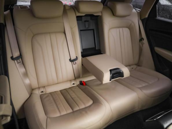 Audi Q5 II (FY) с пробегом 2018 года, цена 2 379 000 рублей, 264605 км, внедорожник, Автокод Объявления