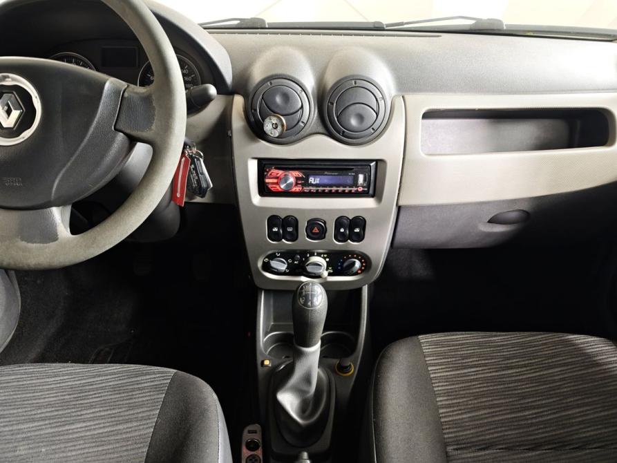 Renault Logan I Рестайлинг Москва  - изображение 13