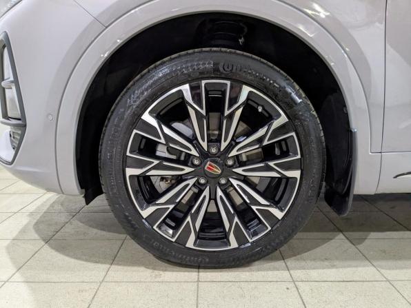 Hongqi HS5 I Рестайлинг с пробегом 2024 года, цена 3 400 000 рублей, 20959 км, внедорожник, Автокод Объявления