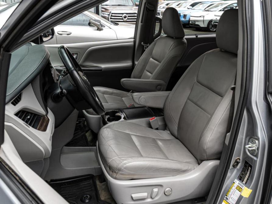 Toyota Sienna III Рестайлинг 2 Краснодар  - изображение 11