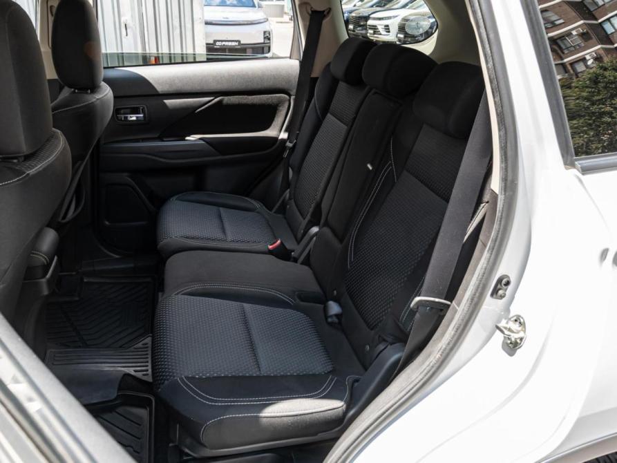 Mitsubishi Outlander III Рестайлинг 3 Краснодар  - изображение 9