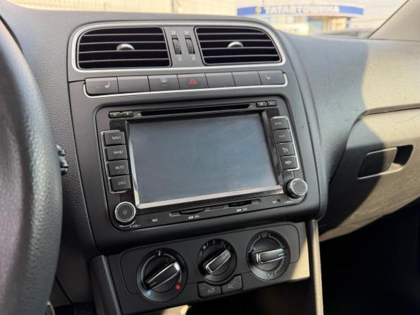Volkswagen Polo V с пробегом 2011 года, цена 650 000 рублей, 223350 км, седан, Автокод Объявления