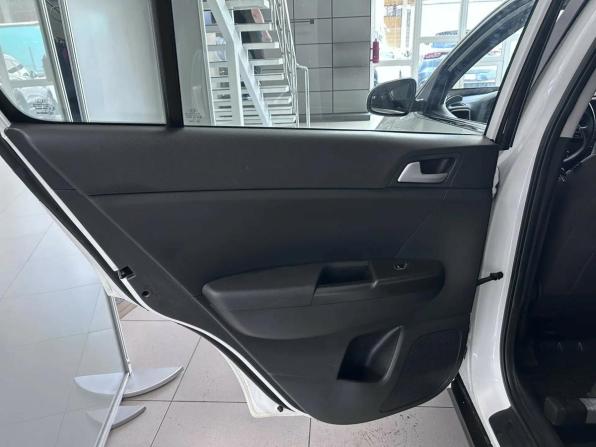 Kia Sportage IV Рестайлинг с пробегом 2019 года, цена 1 738 000 рублей, 170000 км, внедорожник, Автокод Объявления