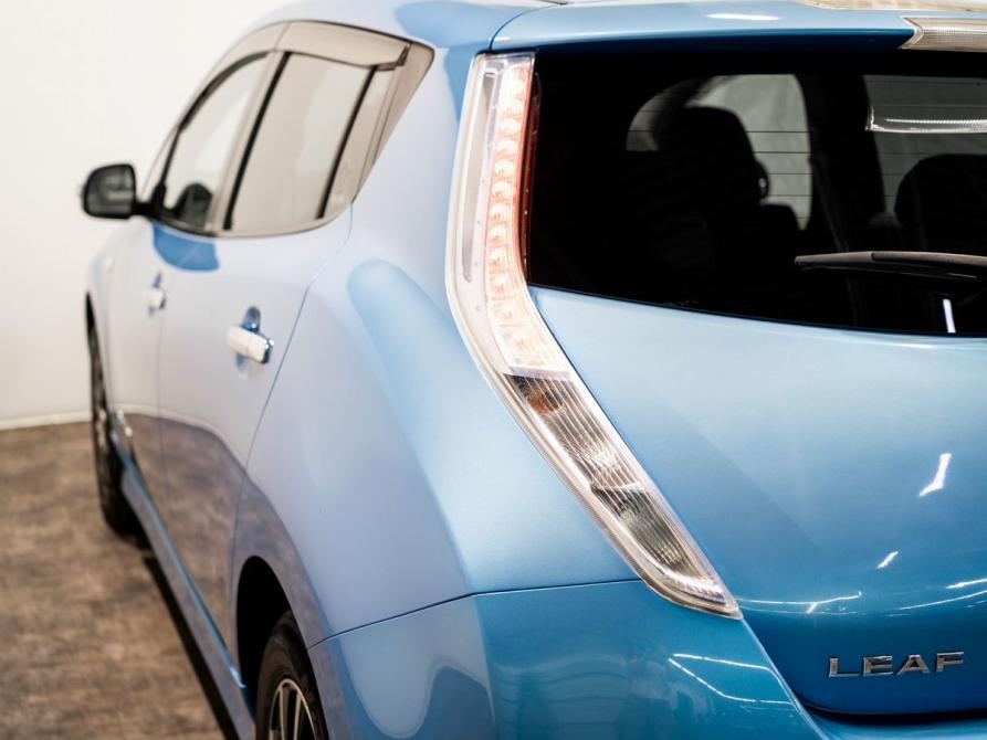 Nissan Leaf I (ZE0/AZE0) Чита  - изображение 19