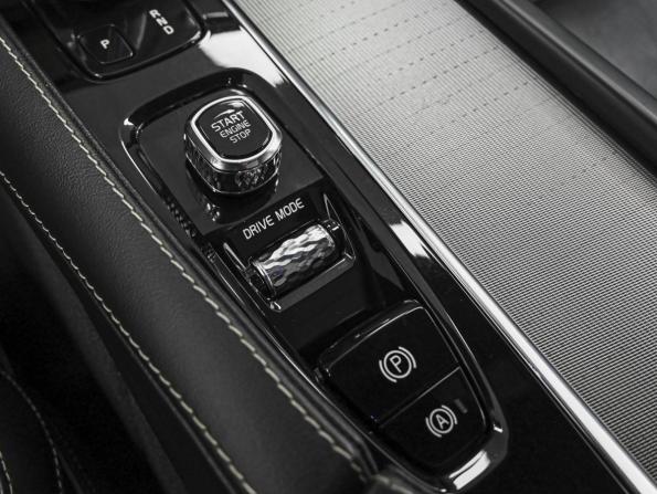 Volvo XC90 II Рестайлинг 1 с пробегом 2021 года, цена 4 849 000 рублей, 157060 км, внедорожник, Автокод Объявления