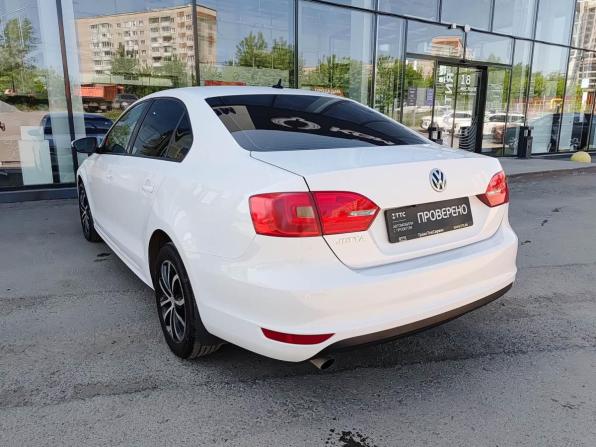 Volkswagen Jetta VI Рестайлинг с пробегом 2014 года, цена 909 800 рублей, 216315 км, седан, Автокод Объявления