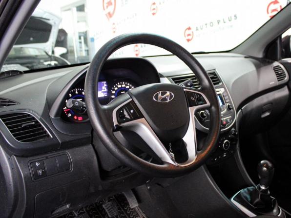 Hyundai Solaris I с пробегом 2011 года, цена 749 000 рублей, 202200 км, седан, Автокод Объявления