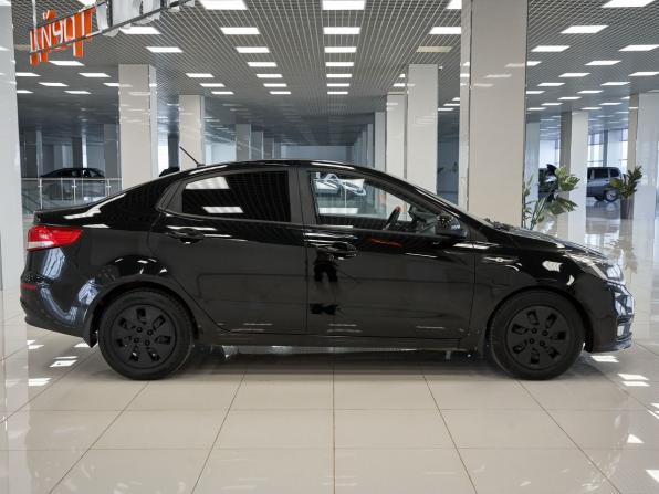 Kia Rio III Рестайлинг с пробегом 2015 года, цена 995 000 рублей, 173571 км, седан, Автокод Объявления