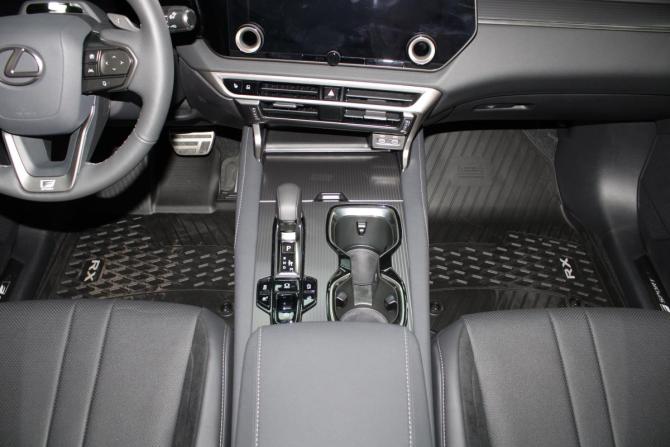 Lexus RX V с пробегом 2026 года, цена 13 500 000 рублей, 52 км, внедорожник, Автокод Объявления