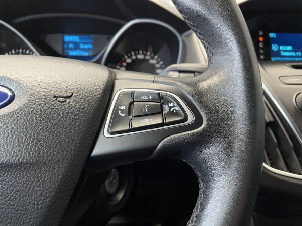 Ford Focus III Рестайлинг с пробегом 2018 года, цена 1 017 000 рублей, 68571 км, седан, Автокод Объявления