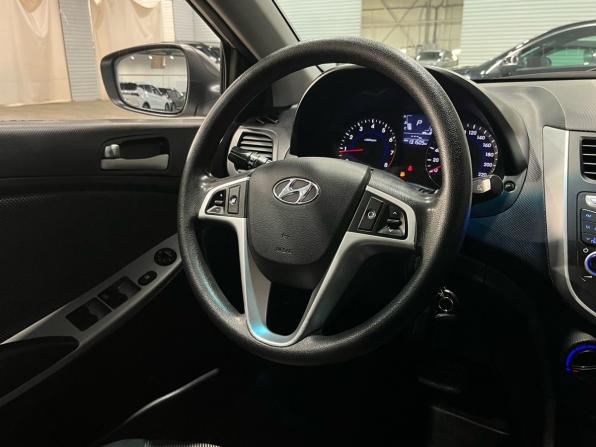 Hyundai Solaris I с пробегом 2011 года, цена 680 000 рублей, 131497 км, хэтчбек, Автокод Объявления