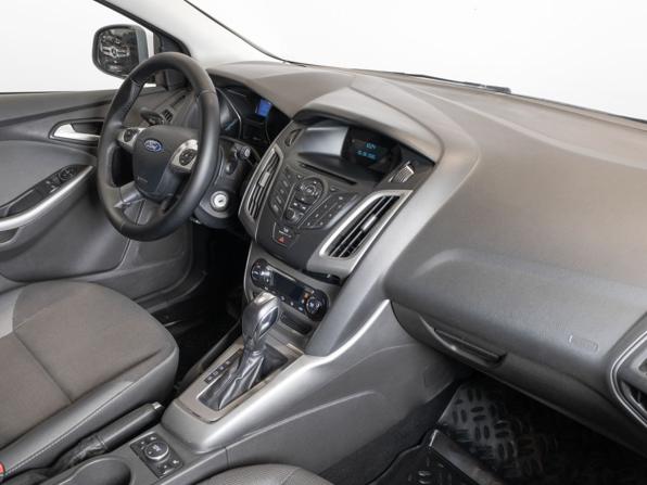 Ford Focus III с пробегом 2013 года, цена 900 000 рублей, 81563 км, хэтчбек, Автокод Объявления