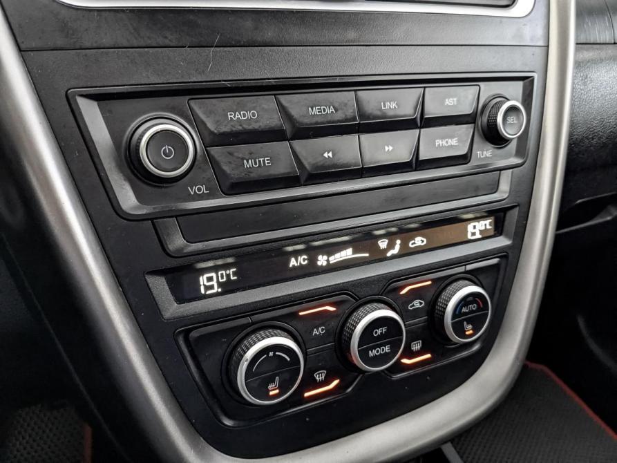 FAW Besturn X80 I Рестайлинг Москва  - изображение 21