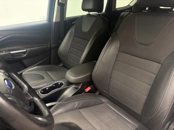 Ford Kuga II с пробегом 2013 года, цена 1 199 000 рублей, 150563 км, внедорожник, Автокод Объявления