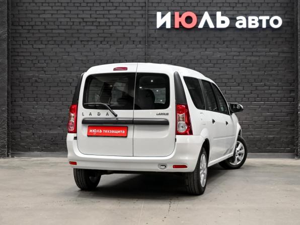 Lada (ВАЗ) Largus I Рестайлинг с пробегом 2024 года, цена 1 380 000 рублей, 24188 км, универсал, Автокод Объявления