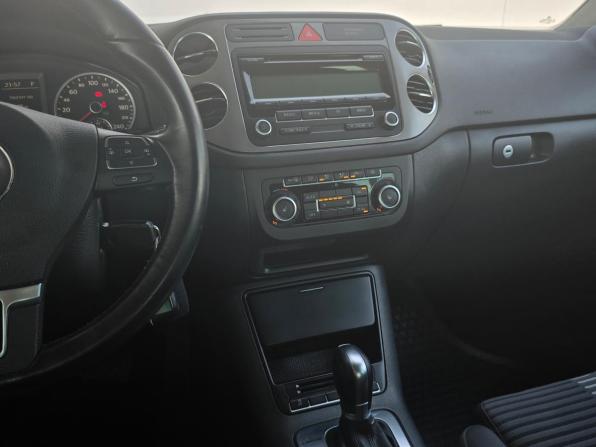Volkswagen Tiguan I с пробегом 2010 года, цена 1 299 000 рублей, 177000 км, внедорожник, Автокод Объявления