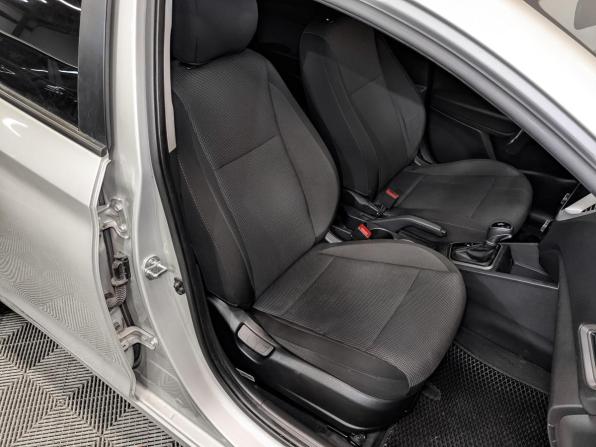Hyundai Solaris II с пробегом 2019 года, цена 1 220 000 рублей, 109766 км, седан, Автокод Объявления