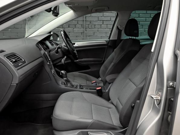 Volkswagen Golf VII с пробегом 2015 года, цена 1 350 000 рублей, 54729 км, универсал, Автокод Объявления