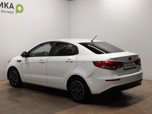 Kia Rio III Рестайлинг с пробегом 2016 года, цена 725 000 рублей, 178300 км, седан, Автокод Объявления