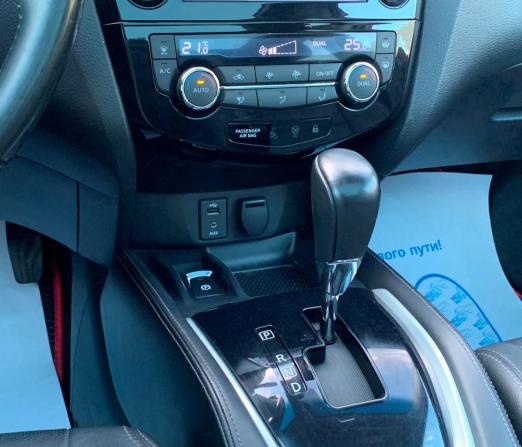 Nissan Qashqai II с пробегом 2014 года, цена 1 299 900 рублей, 202367 км, внедорожник, Автокод Объявления