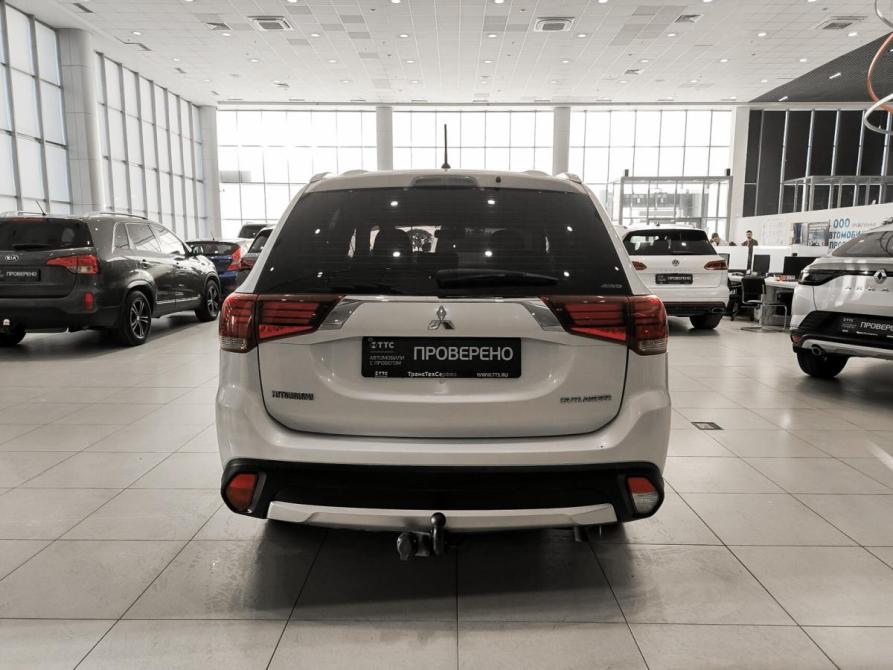 Mitsubishi Outlander III Рестайлинг 2 Казань  - изображение 7