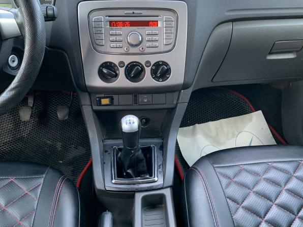 Ford Focus II с пробегом 2006 года, цена 300 000 рублей, 455628 км, седан, Автокод Объявления