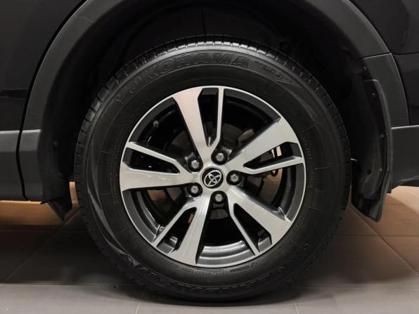 Toyota RAV4 IV (XA40) Рестайлинг с пробегом 2018 года, цена 2 797 000 рублей, 93000 км, внедорожник, Автокод Объявления