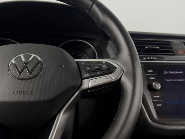 Volkswagen Tiguan II Рестайлинг с пробегом 2021 года, цена 2 388 100 рублей, 190952 км, внедорожник, Автокод Объявления