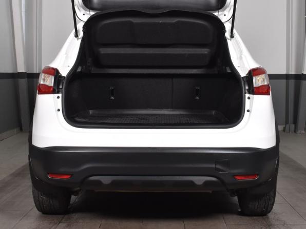 Nissan Qashqai II с пробегом 2017 года, цена 1 699 999 рублей, 151257 км, внедорожник, Автокод Объявления