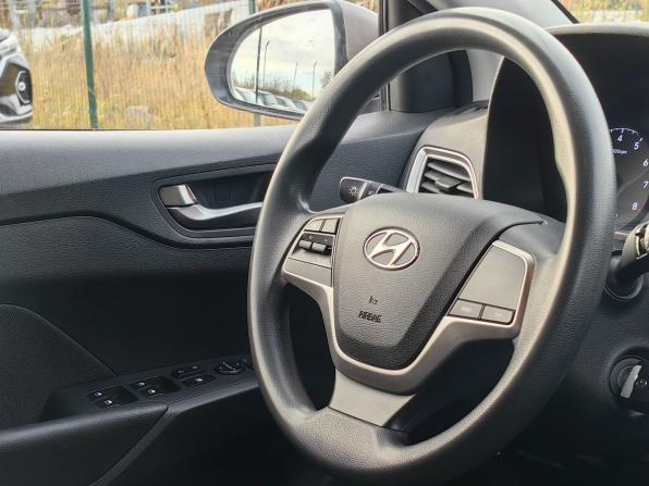 Hyundai Solaris II с пробегом 2019 года, цена 1 199 000 рублей, 166200 км, седан, Автокод Объявления