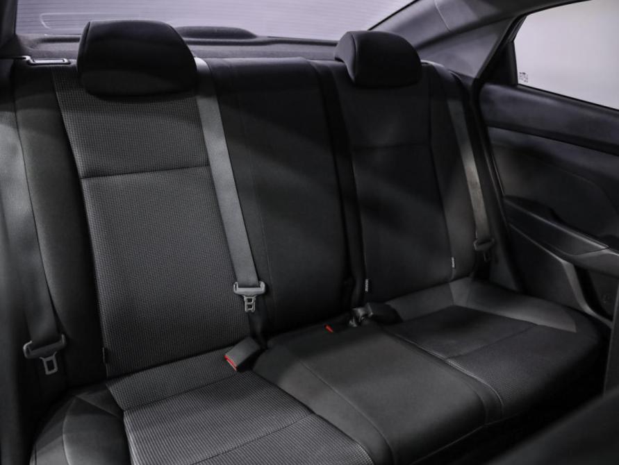 Hyundai Solaris II Санкт-Петербург  - изображение 21