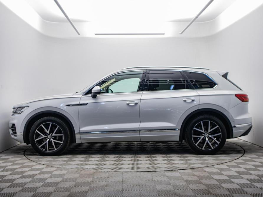 Volkswagen Touareg III Москва  - изображение 2