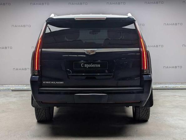 Cadillac Escalade IV с пробегом 2018 года, цена 4 149 000 рублей, 174105 км, внедорожник, Автокод Объявления