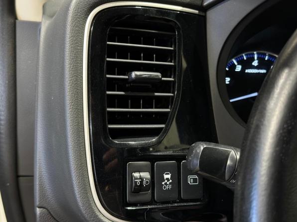 Mitsubishi Outlander III с пробегом 2012 года, цена 1 340 000 рублей, 156799 км, внедорожник, Автокод Объявления