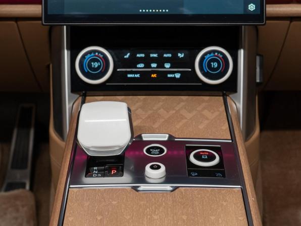 Land Rover Range Rover V с пробегом 2022 года, цена 24 300 000 рублей, 58904 км, внедорожник, Автокод Объявления