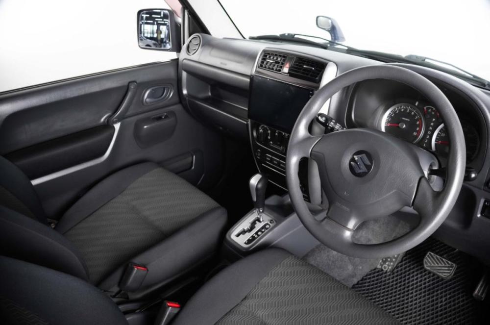Suzuki Jimny III Рестайлинг 2 Пермь  - изображение 8