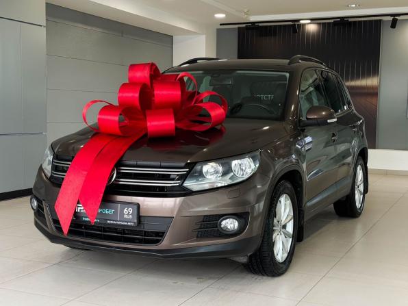 Volkswagen Tiguan I Рестайлинг с пробегом 2015 года, цена 1 635 000 рублей, 131243 км, внедорожник, Автокод Объявления