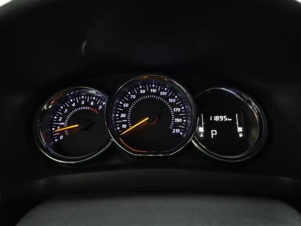 Renault Sandero II Рестайлинг с пробегом 2021 года, цена 1 250 000 рублей, 11835 км, хэтчбек, Автокод Объявления