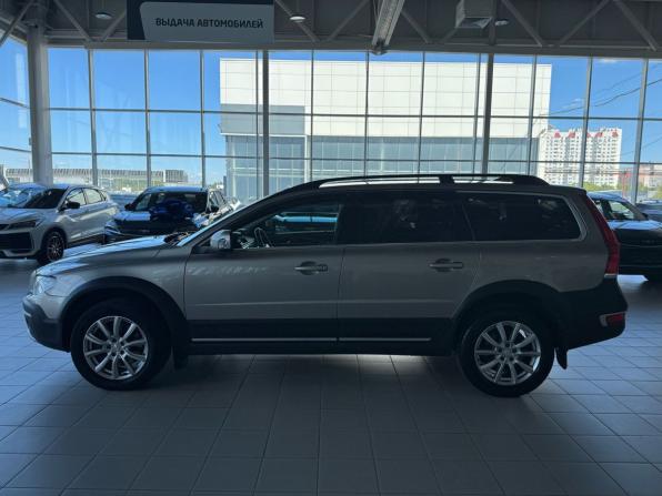 Volvo XC70 II Рестайлинг с пробегом 2016 года, цена 1 755 000 рублей, 288500 км, универсал, Автокод Объявления