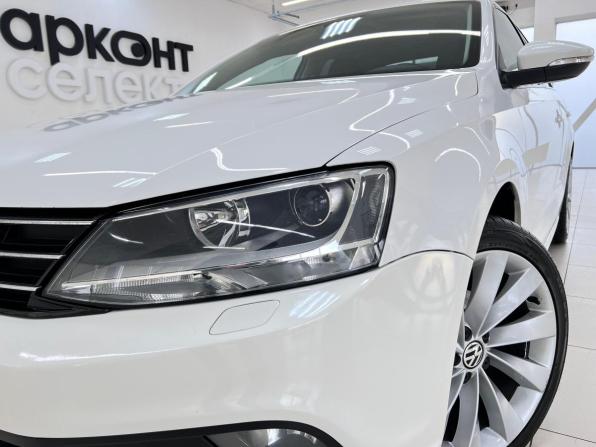 Volkswagen Jetta VI Рестайлинг с пробегом 2015 года, цена 980 000 рублей, 203323 км, седан, Автокод Объявления