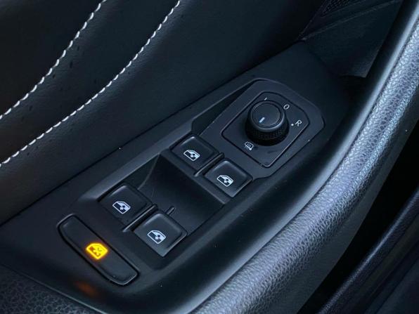 Volkswagen Passat B8 Рестайлинг с пробегом 2021 года, цена 2 230 600 рублей, 117426 км, седан, Автокод Объявления