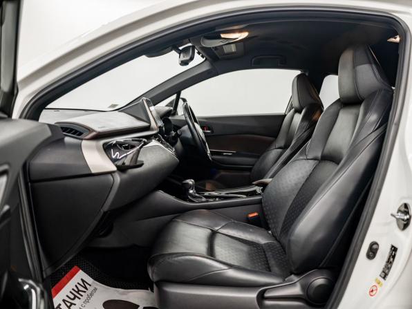 Toyota C-HR I с пробегом 2017 года, цена 1 890 000 рублей, 146601 км, внедорожник, Автокод Объявления