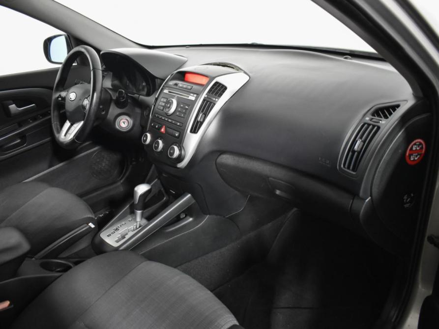 Kia Ceed I Рестайлинг Санкт-Петербург  - изображение 13