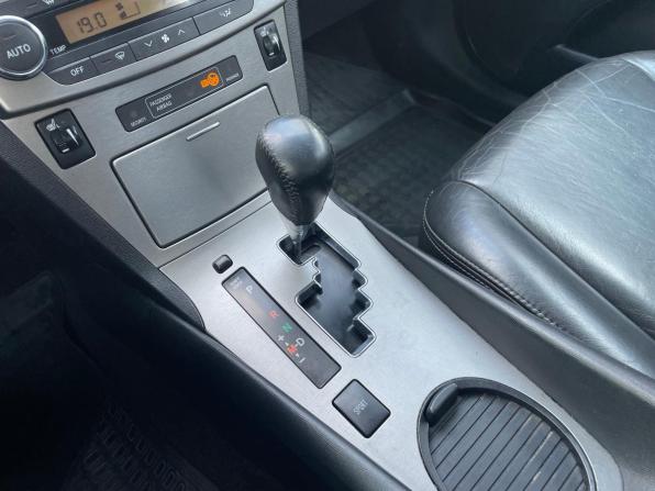 Toyota Avensis III с пробегом 2010 года, цена 950 000 рублей, 231700 км, седан, Автокод Объявления